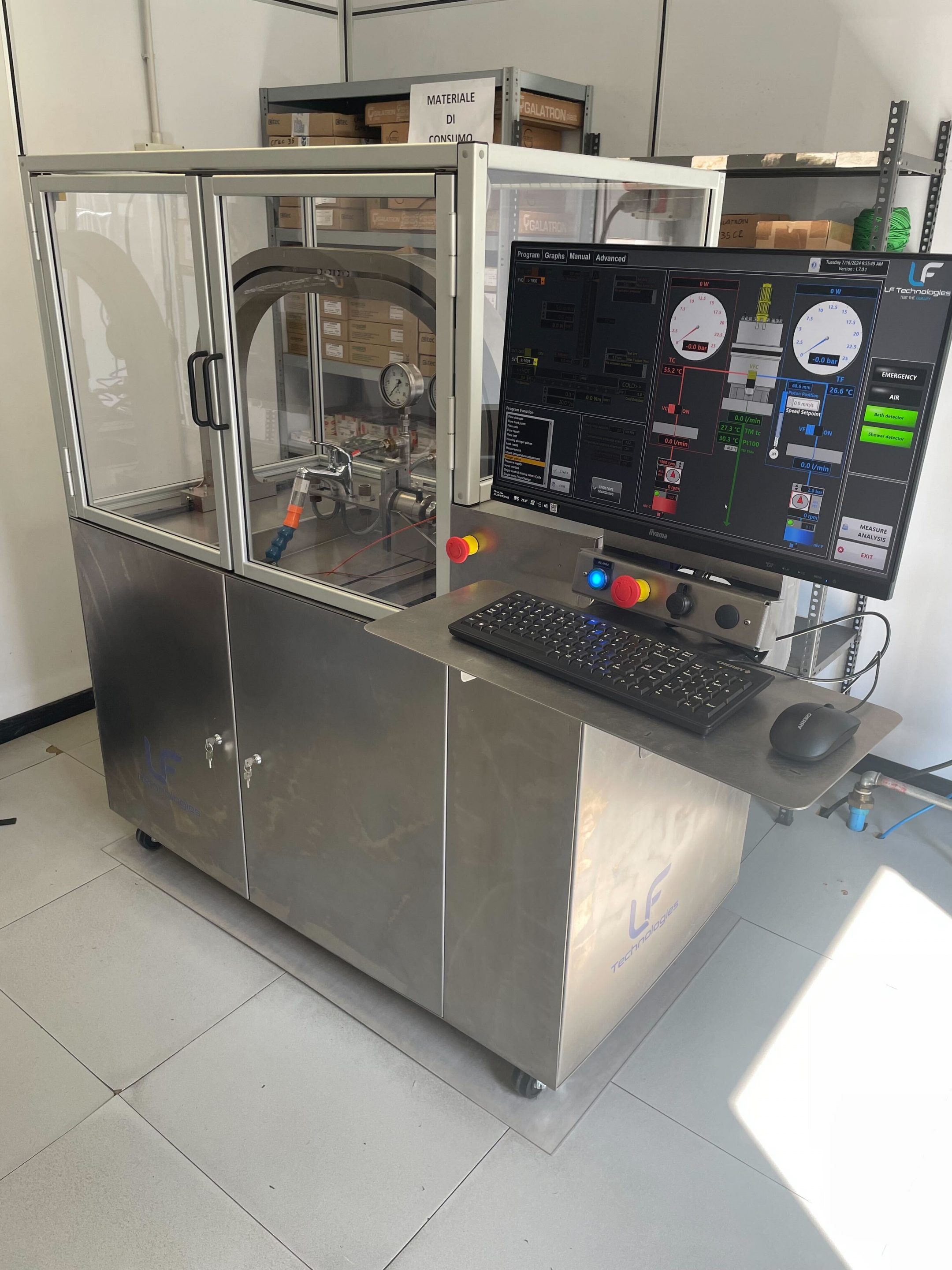 Installation eines hydraulischen Prüfstands bei Marco Mammoliti