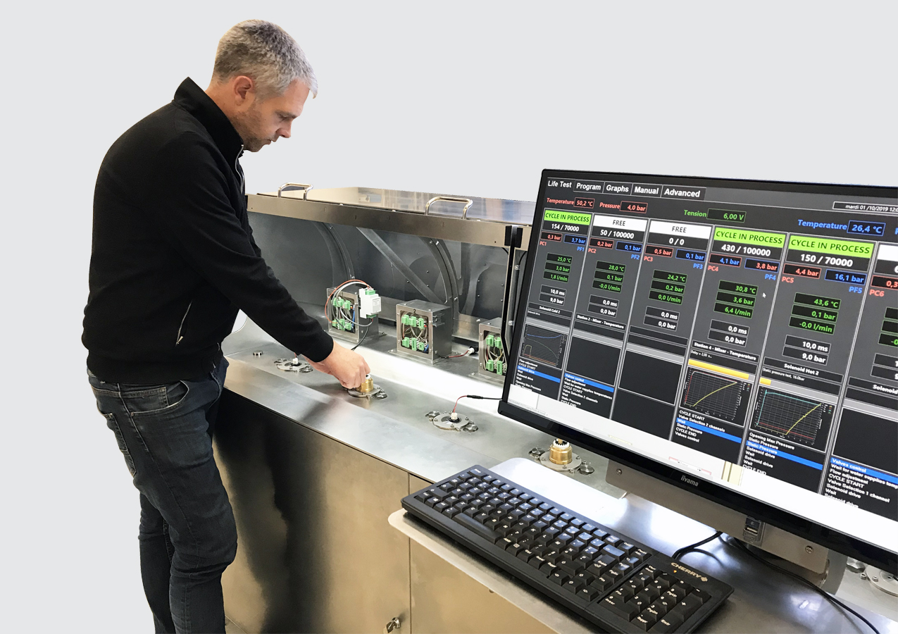 Prüfstand für Magnetventile von Armaturen