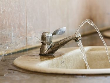 Folgen eines Druckstoßes auf die Armaturen
